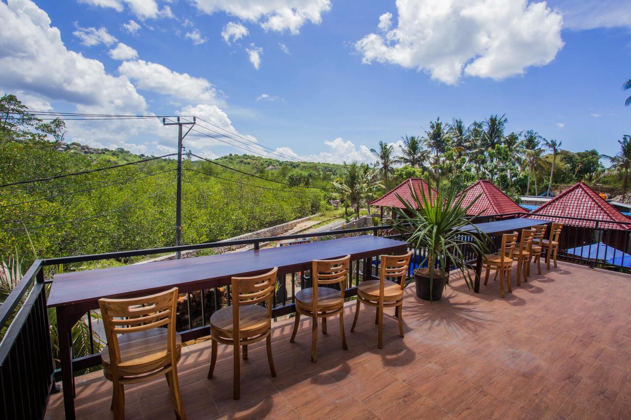 Hotel Maha Guru Huts à Lembongan Extérieur photo